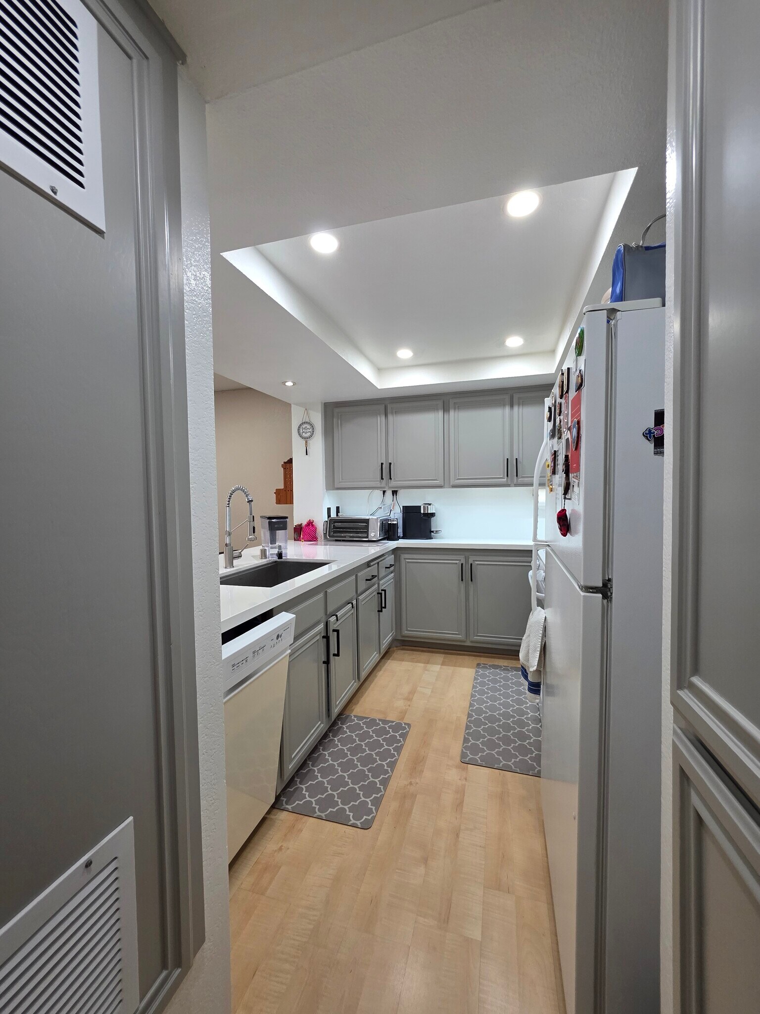 Building Photo - 9949 Scripps Westview Way