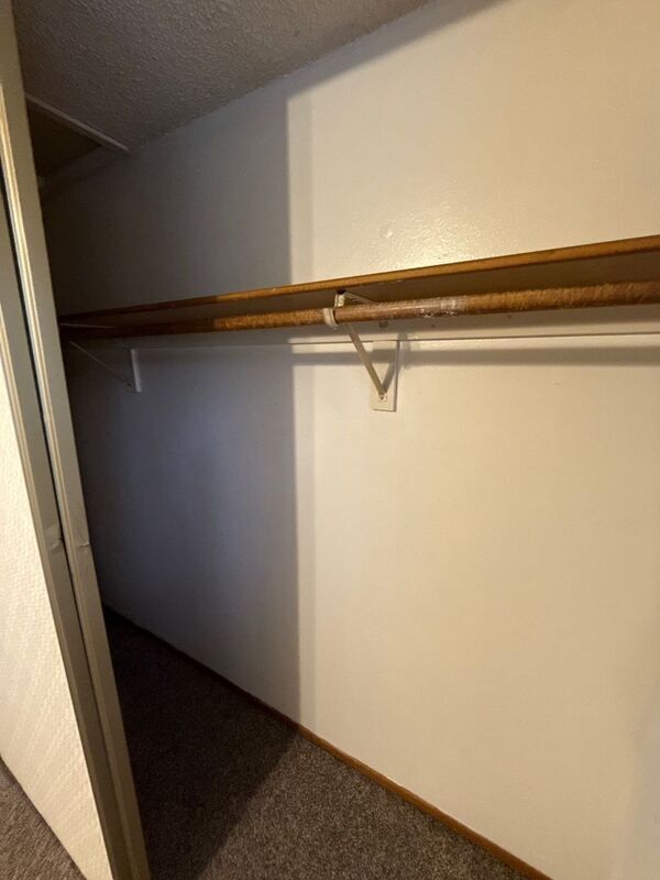 Building Photo - 158 Manbrin Dr NE