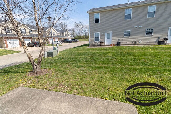 Building Photo - 5000 Derby Ridge Dr