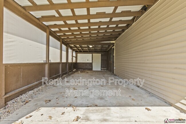 Building Photo - 3186 Beaver Creek Dr