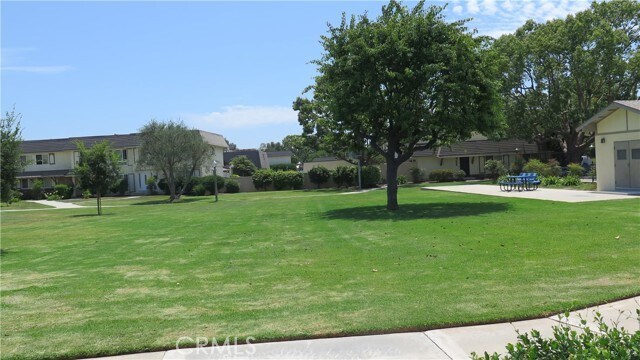 Building Photo - 9684 Paseo De Oro