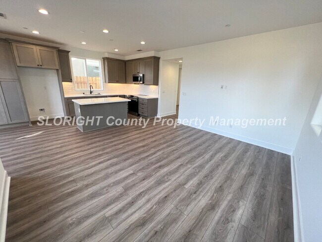 Building Photo - AVAILABLE JULY - Spacious Home in San Luis Ranch - 4 Bed / 3.5 Bath