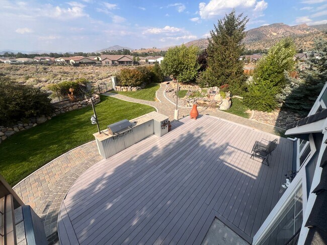 Building Photo - Large Beautiful Home off Toll Rd, South Reno