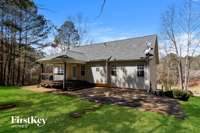Building Photo - 206 Red Fox Ct