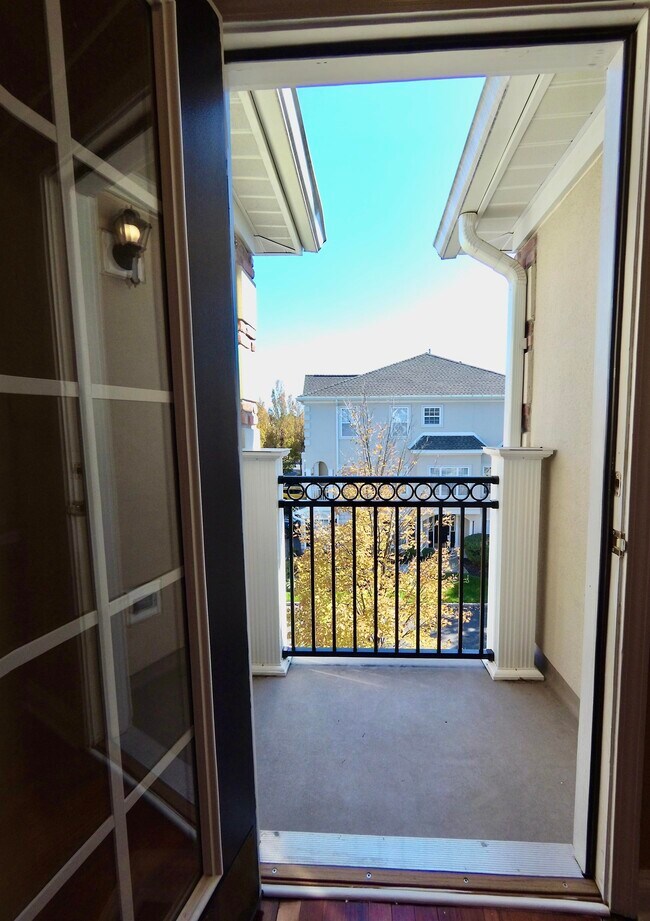 Building Photo - 25 MALLARD Pl