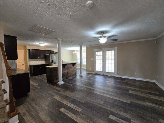 Building Photo - 237 Gertie~ Mitchells Landing  ~ 1 MONTH FREE~