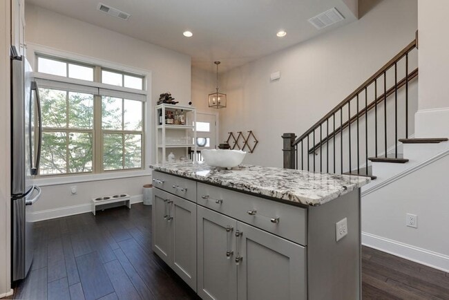 Building Photo - 4231 Deming Cir