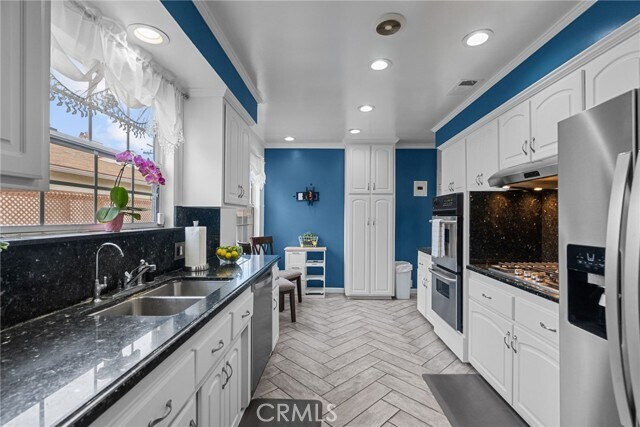 Building Photo - 2449 23rd St