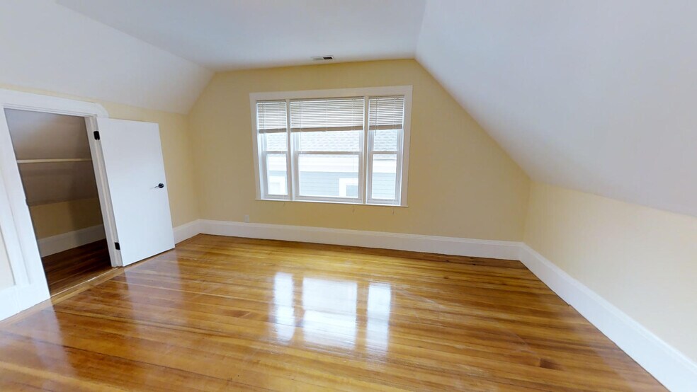 Building Photo - 50 Lowell St