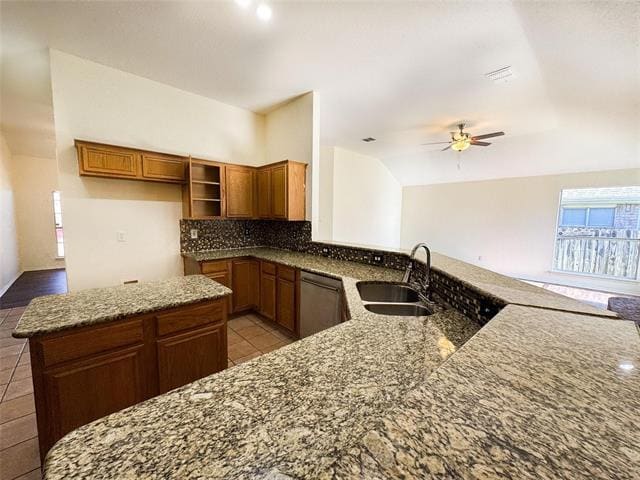 Building Photo - 1020 Bonanza Dr