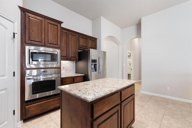 Building Photo - 4405 Tambre Bend