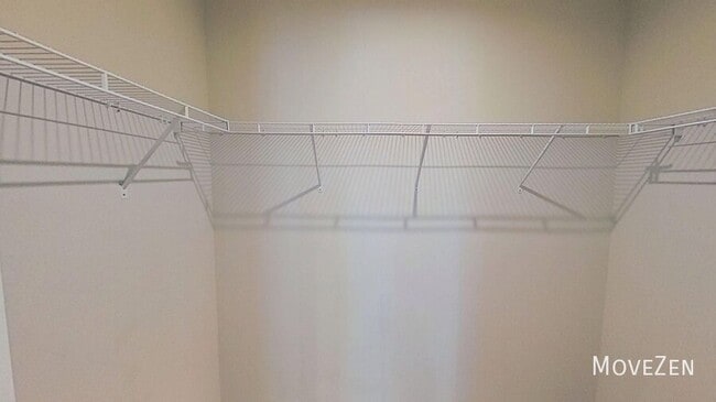 Building Photo - 600 Maplestead Farms Ct