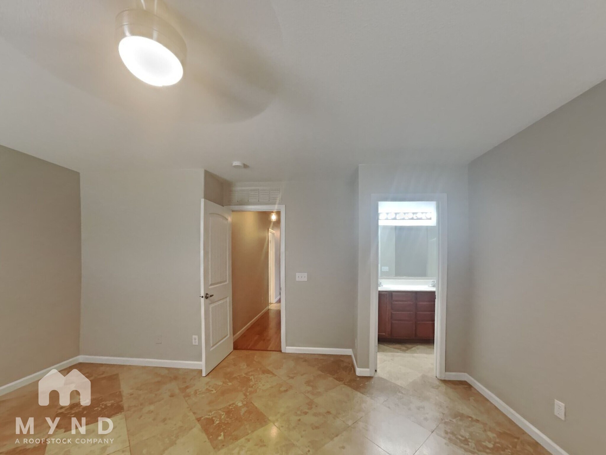 Building Photo - 669 W Silver Reef Ct