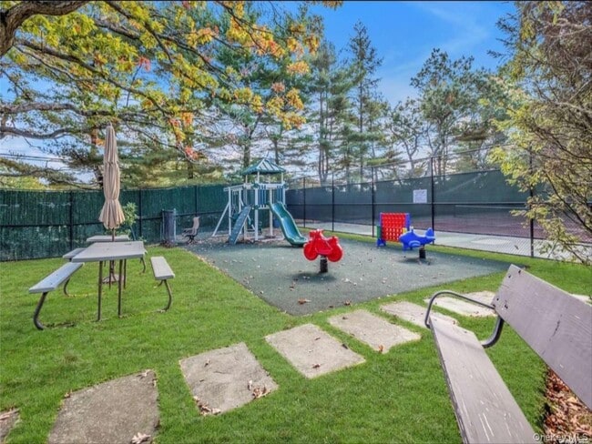 Building Photo - 80 Northgate Cir