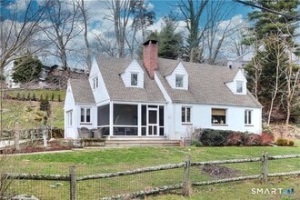 Building Photo - 28 Narrow Rocks Rd