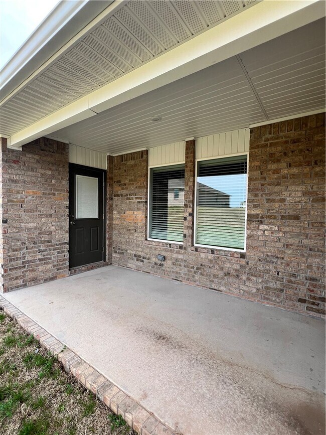 Building Photo - 3010 Amarillo Way