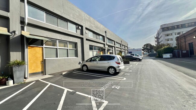 Building Photo - Lovely loft in Emeryville walking distance...