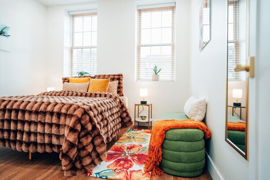 Building Photo - 110 Hotel St