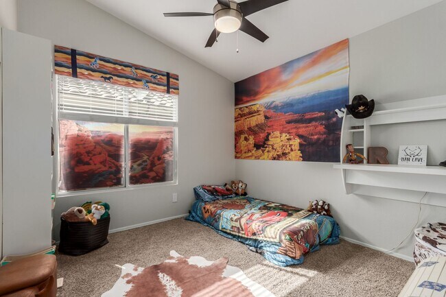 Building Photo - Custominzed home with lots of upgrades and...