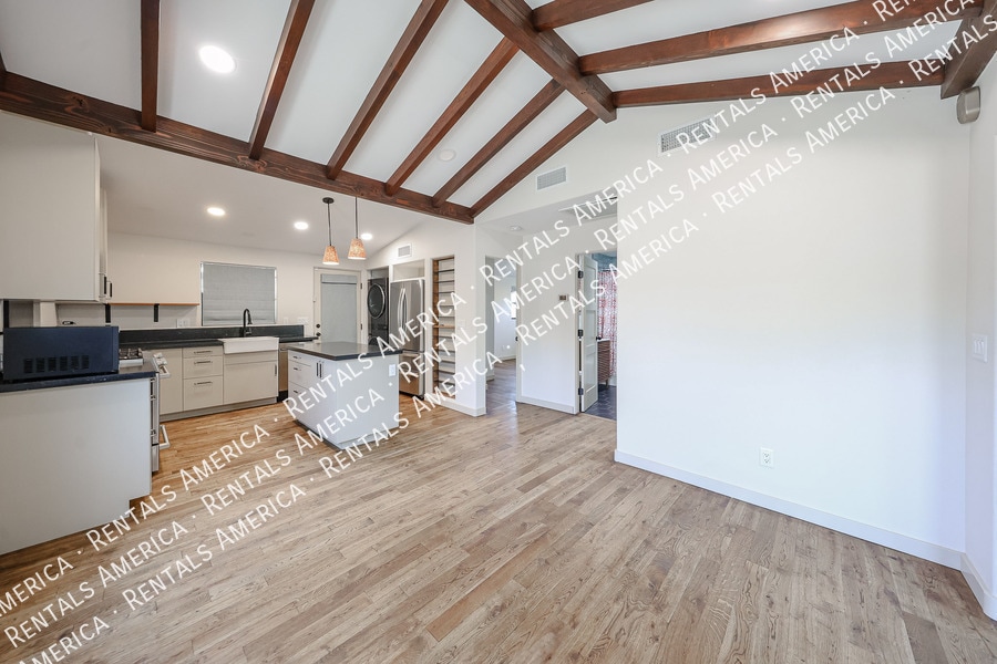 Building Photo - 3809 N 9th St