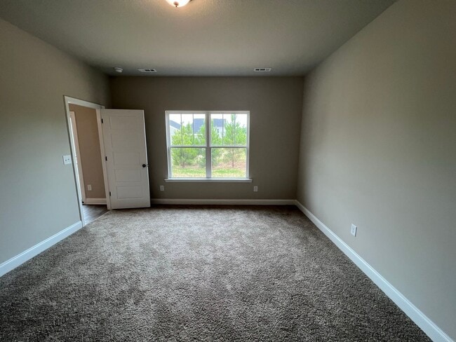 Building Photo - 228 Archer Rd