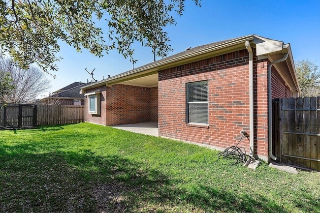 Building Photo - 20824 Sheridan Heights Ln