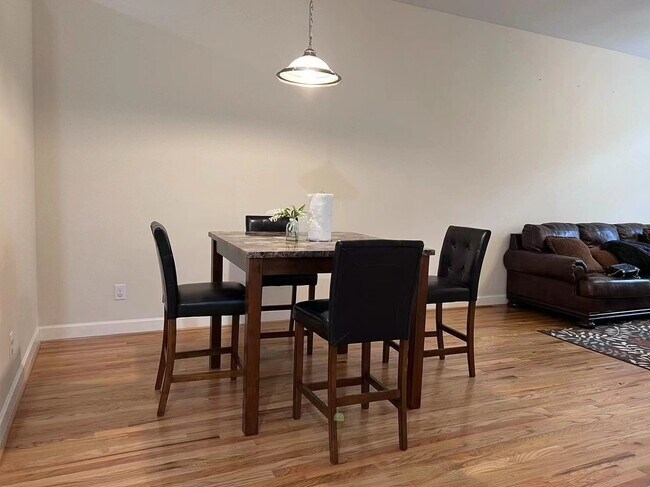 Building Photo - 2710 Hullsmith Dr