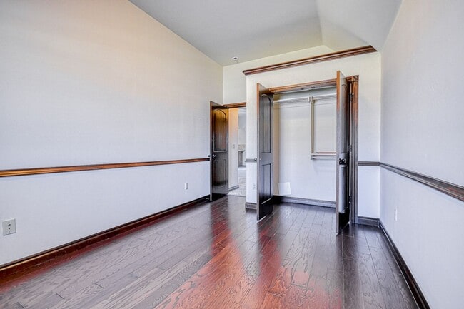 Building Photo - Beautiful home in desired Williamson Farms!