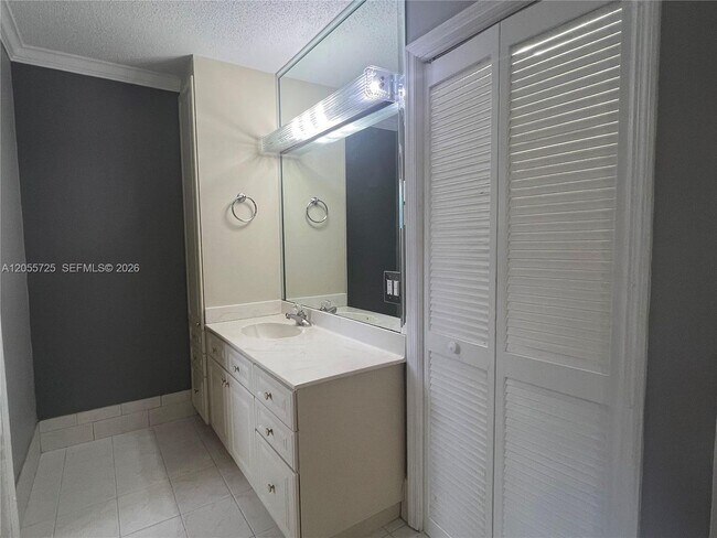 Building Photo - 14131 SW 146th Terrace