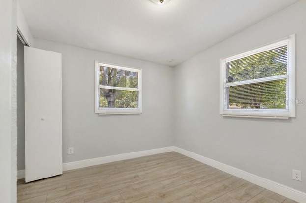 Building Photo - 1325 Windsor Way