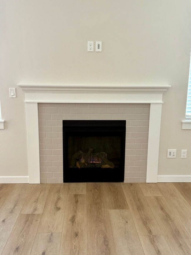 Building Photo - Welcome home! 4 bed 2 bath in Caldwell Idaho