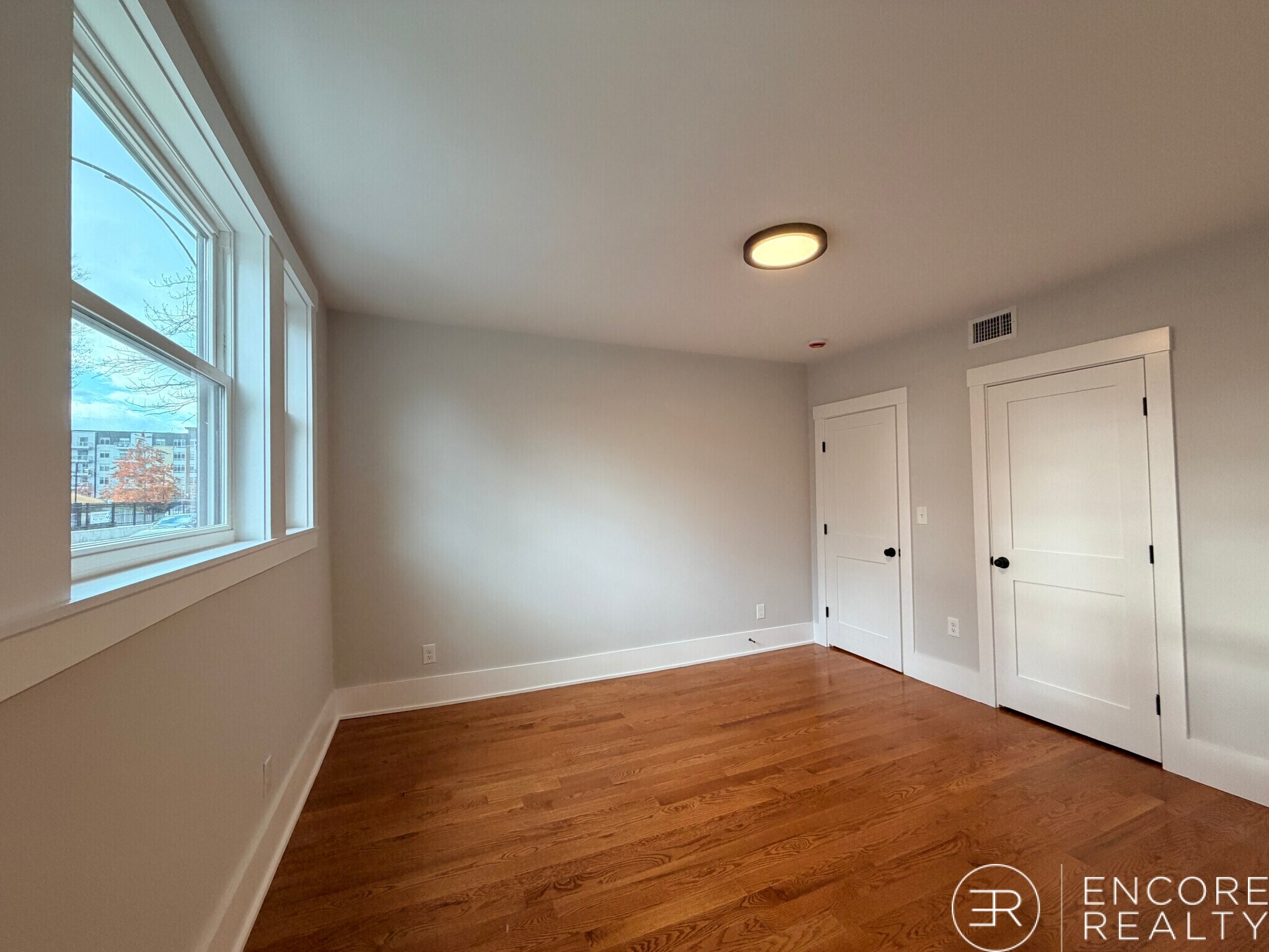 Building Photo - 349 Sumner St