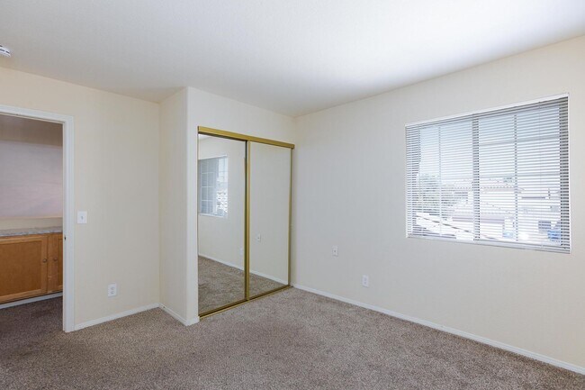 Building Photo - Las Vegas Pool Home Near Nellis AFB – 3 Bed / 2.5 Bath