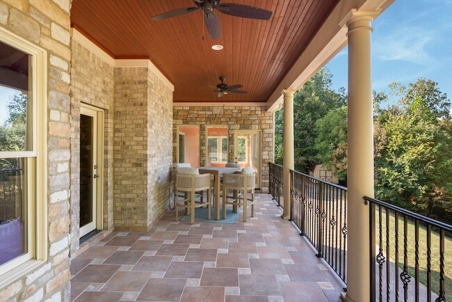 Building Photo - 1079 Ridgecrest Dr