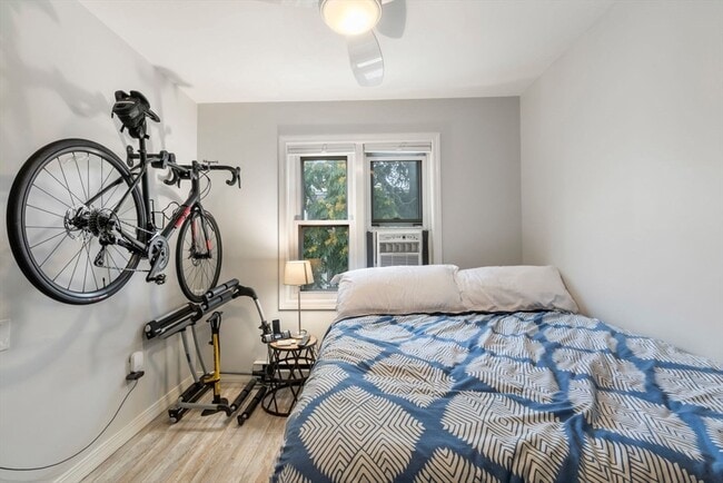 Building Photo - 63 Bolton St