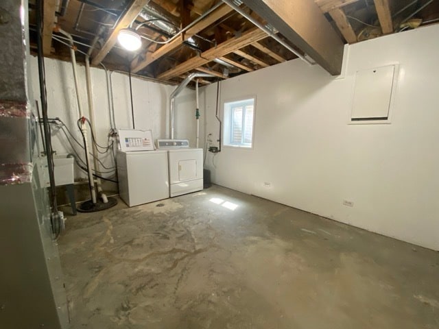 Building Photo - 17617 Horseshoe Ln