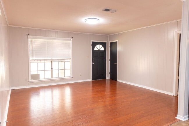Formal living/dining room - 2558 Crestleigh Mnr