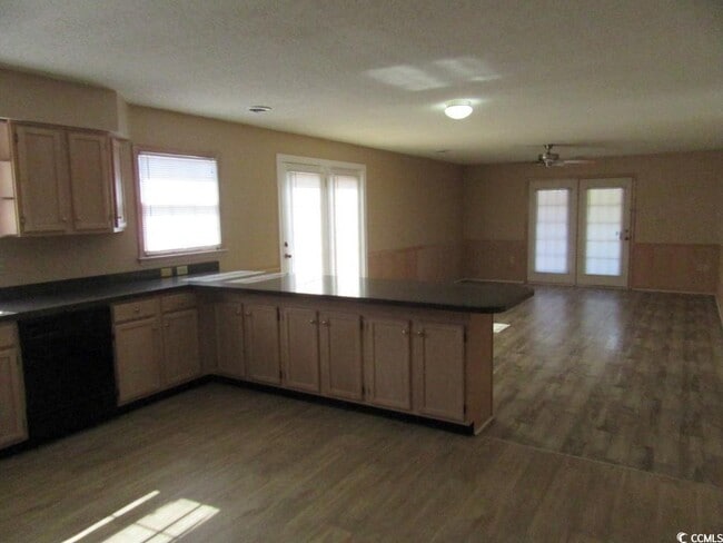 Building Photo - 4483 Baker St