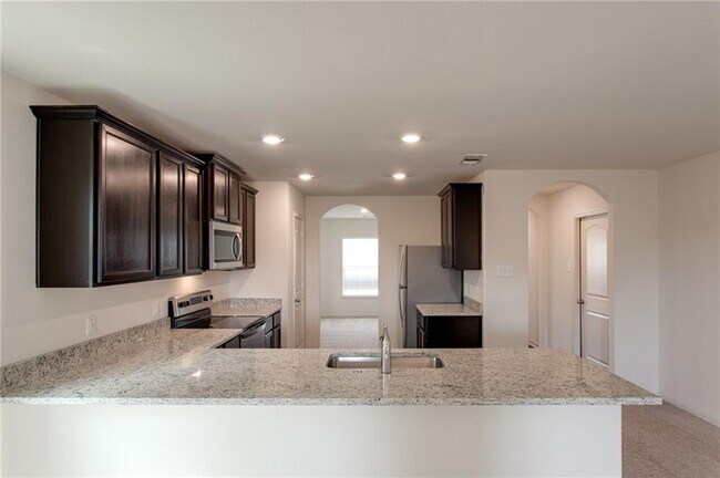 Building Photo - 196 Allington Cir