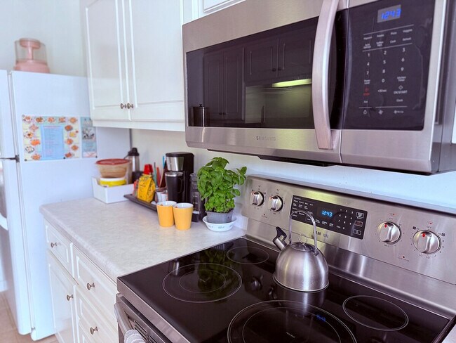 Building Photo - 128 Deer Hound Trail