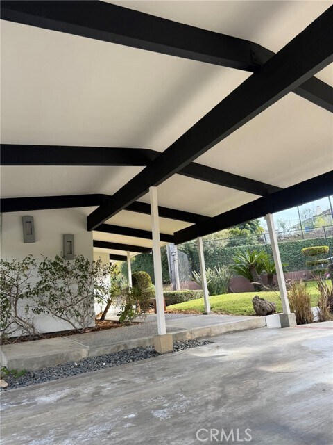 Building Photo - 1140 S Serena Dr
