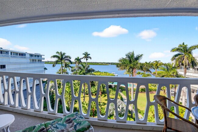 Building Photo - 2505 S Ocean Blvd