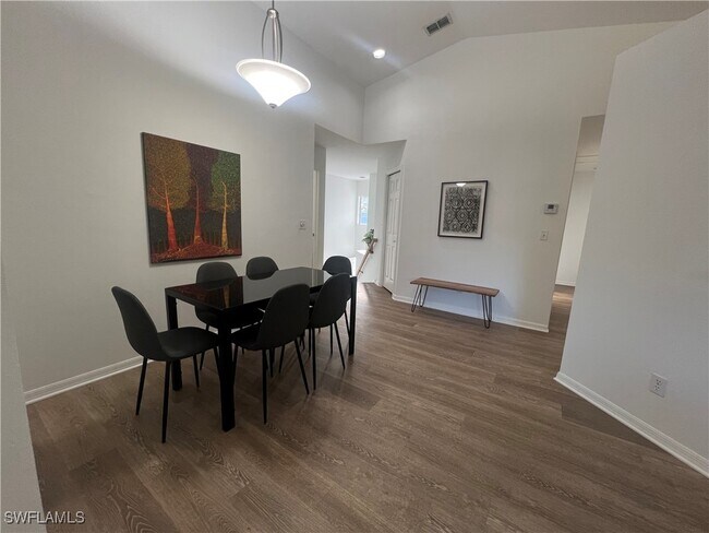 Building Photo - 3740 Fieldstone Blvd