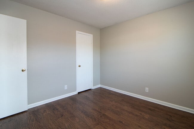 Building Photo - 1436-A McCan Drive