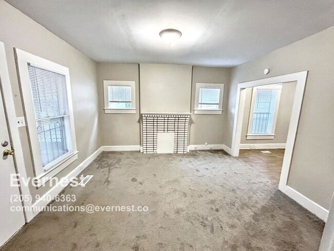 Building Photo - 57 17th Ct S