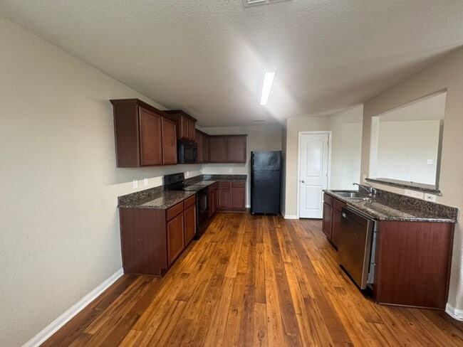 Building Photo - Spacious 3-Bedroom Home for Lease in Luckey Ranch off I-90 near Loop 1604