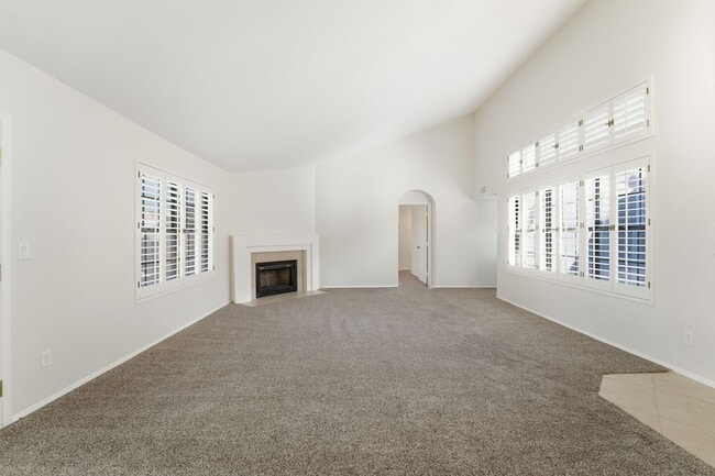 Building Photo - Beautiful 3 Bed/ 2.5 Bath Scottsdale Home I Near Kierland - Prime Location