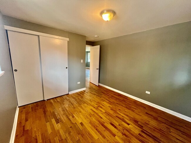 Building Photo - Nice 2 bed 1 bath in Cole Neighborhood nea...