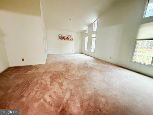 Building Photo - 694 Hickory Ridge Rd