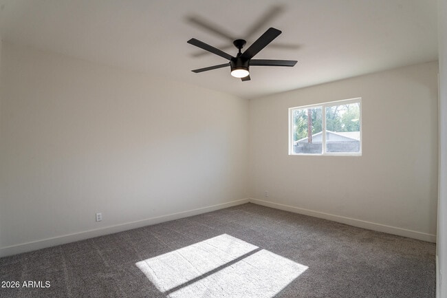 Building Photo - 1800 S Shafer Dr